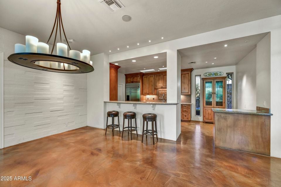 5652 N Scottsdale Rd