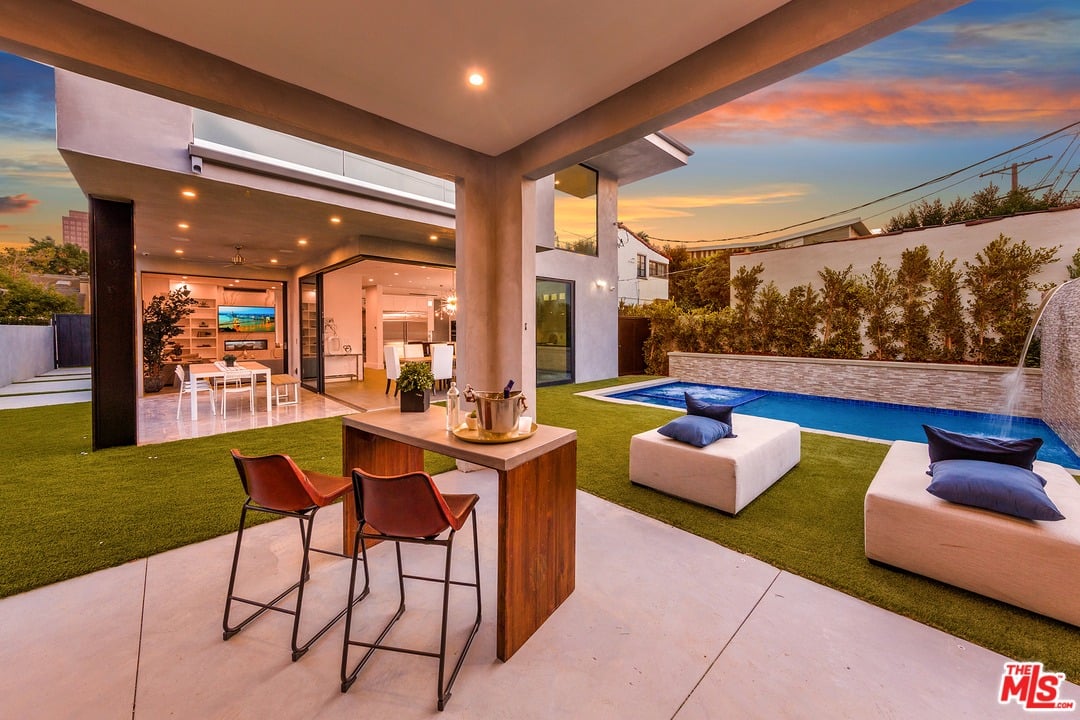 6511 Maryland Dr