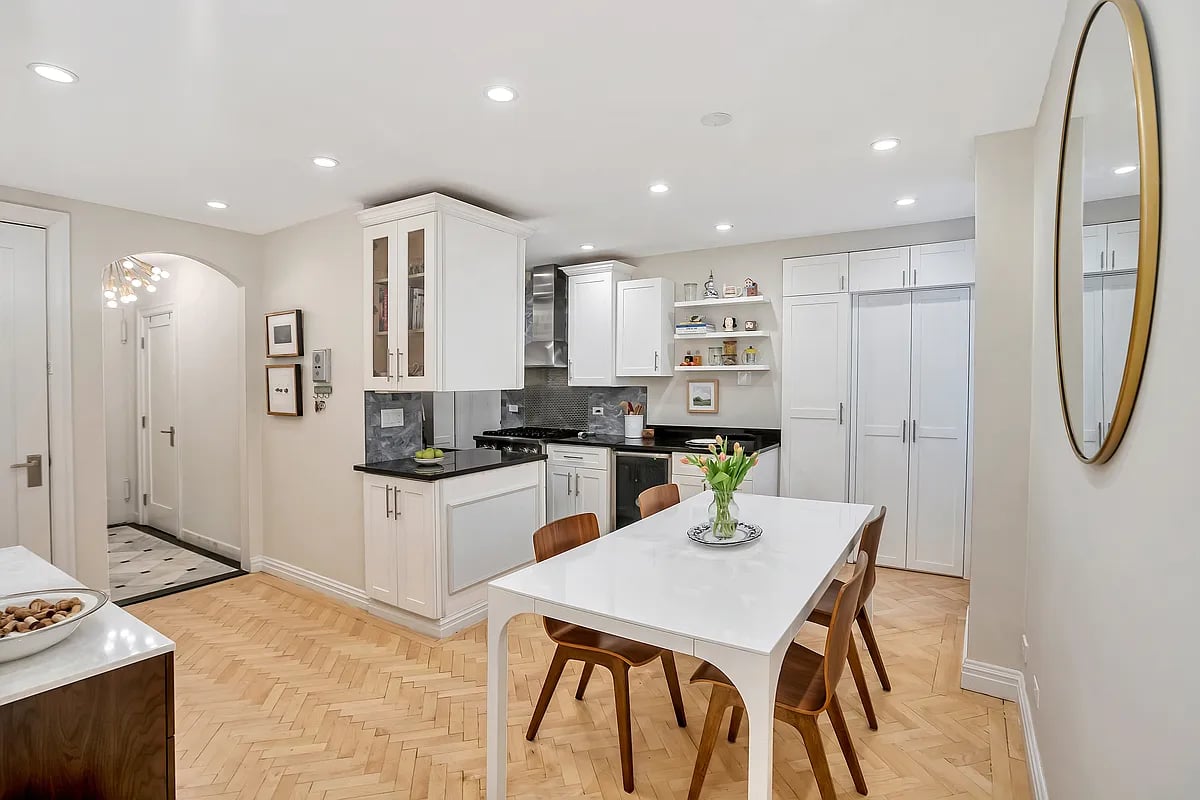 310 West 72nd Street, #11-E