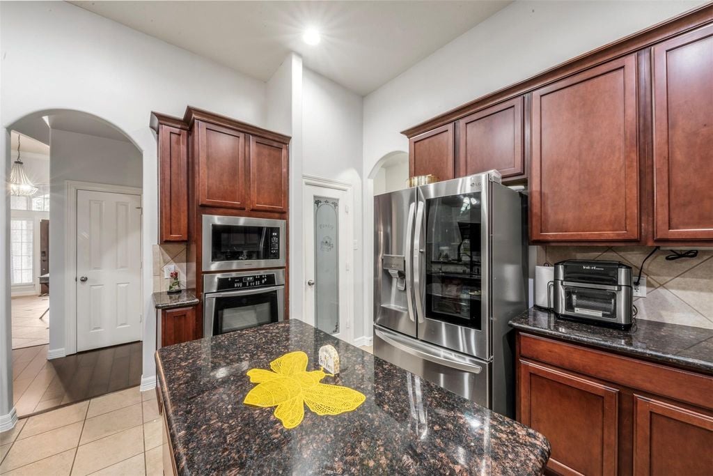 3011 Douglas Creek Ln