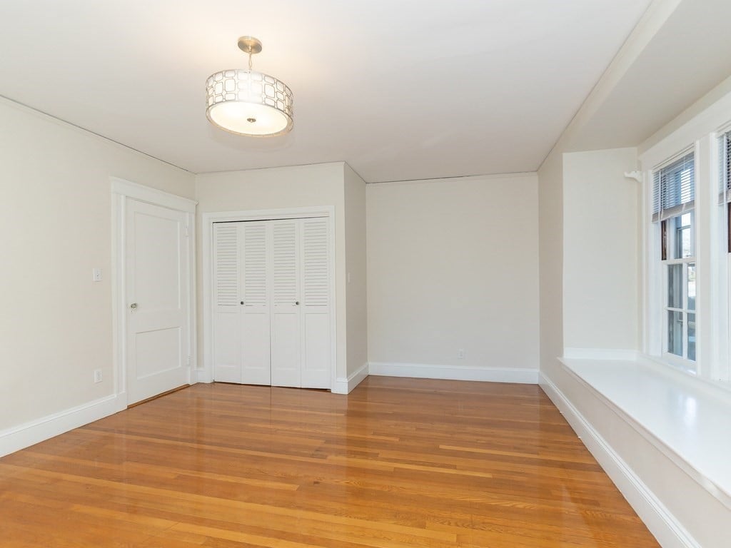 214 Commonwealth Ave #1