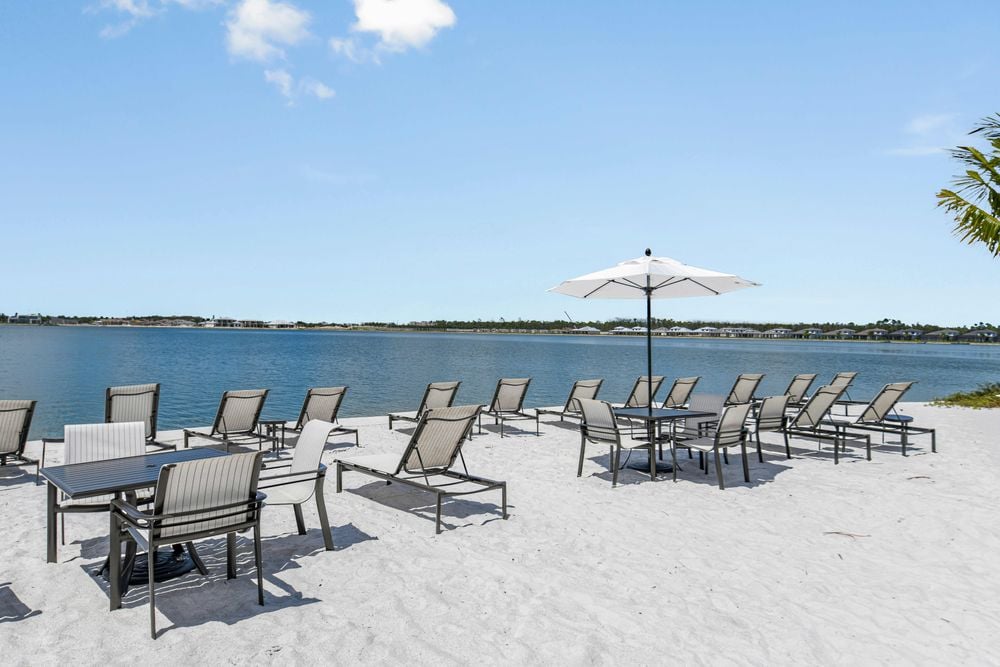Esplanade Lake Club