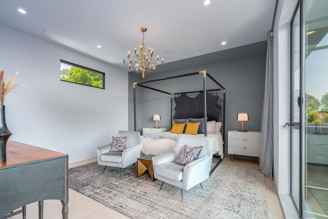 Meridian Reserve, Franklin Ave, 90046