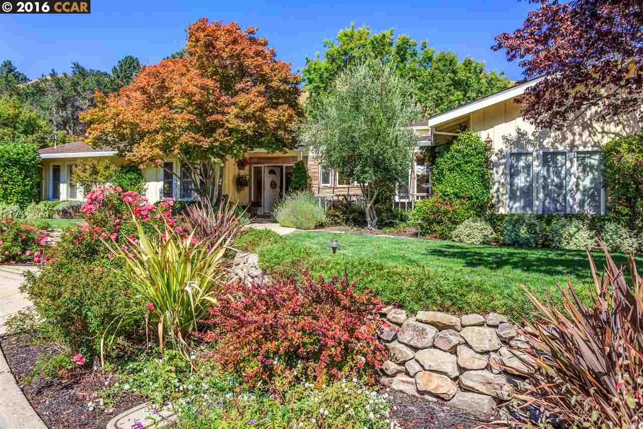 76 Lynwood Pl