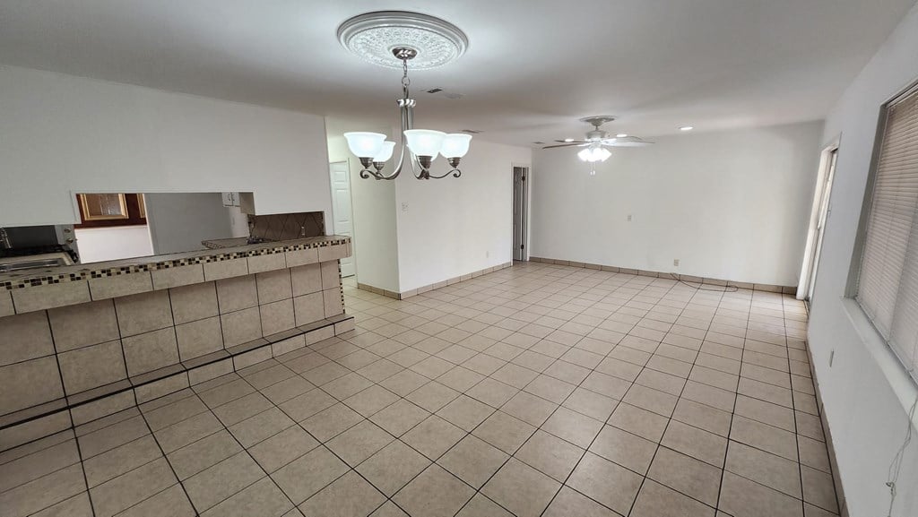 2314 Ralph Dr