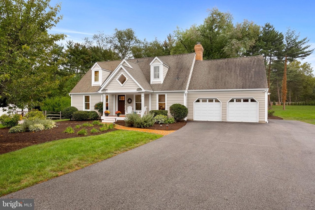 641 Cove Ter