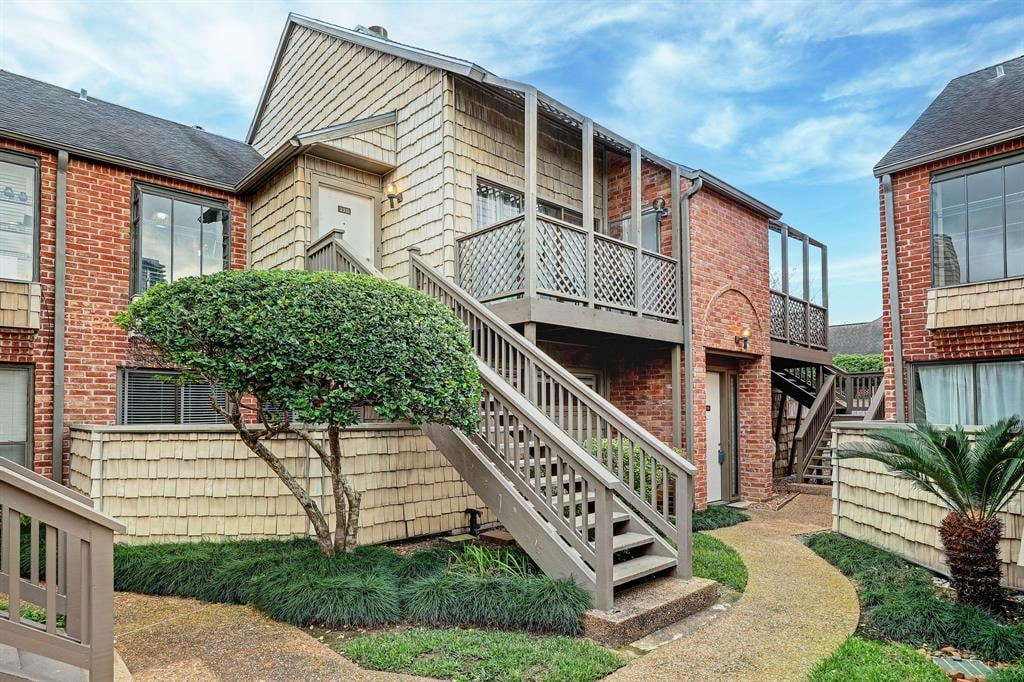 2829 Timmons Ln, #219