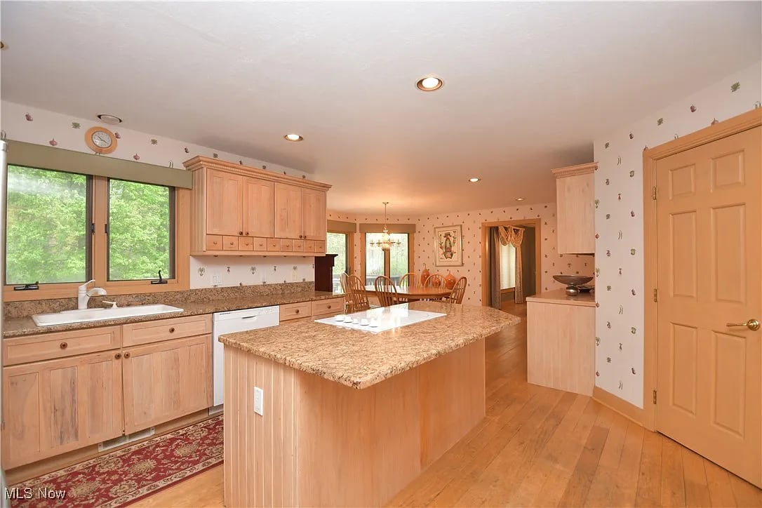 2483 Ginger Wren Road
