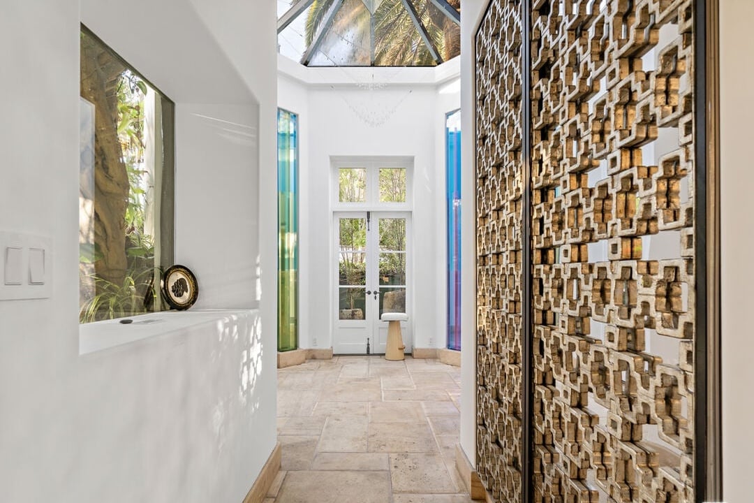 Century Woods Dr, 90067