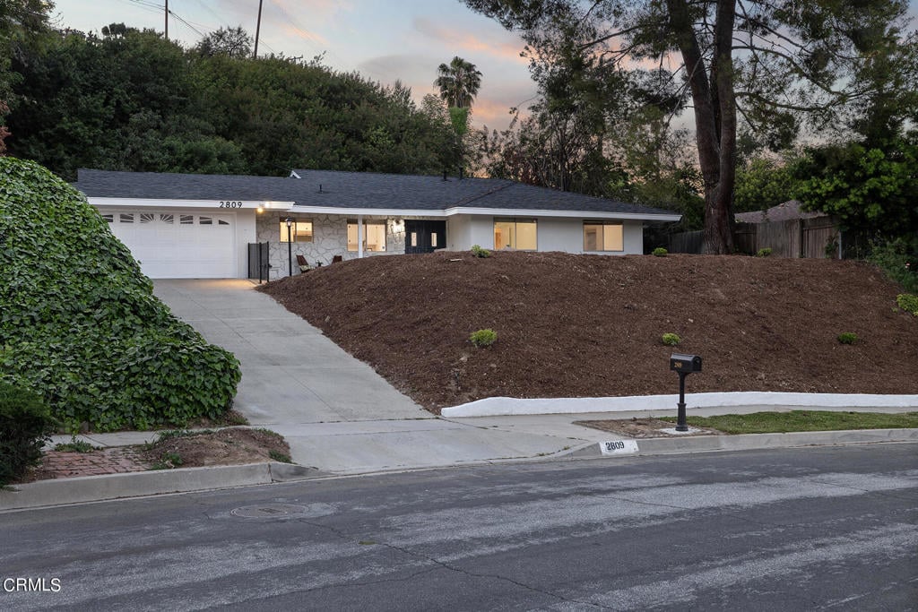 2809 Ilopango Dr