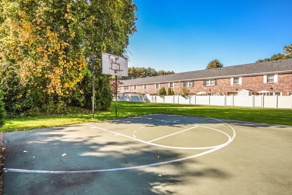 407 Windsor Dr, #407