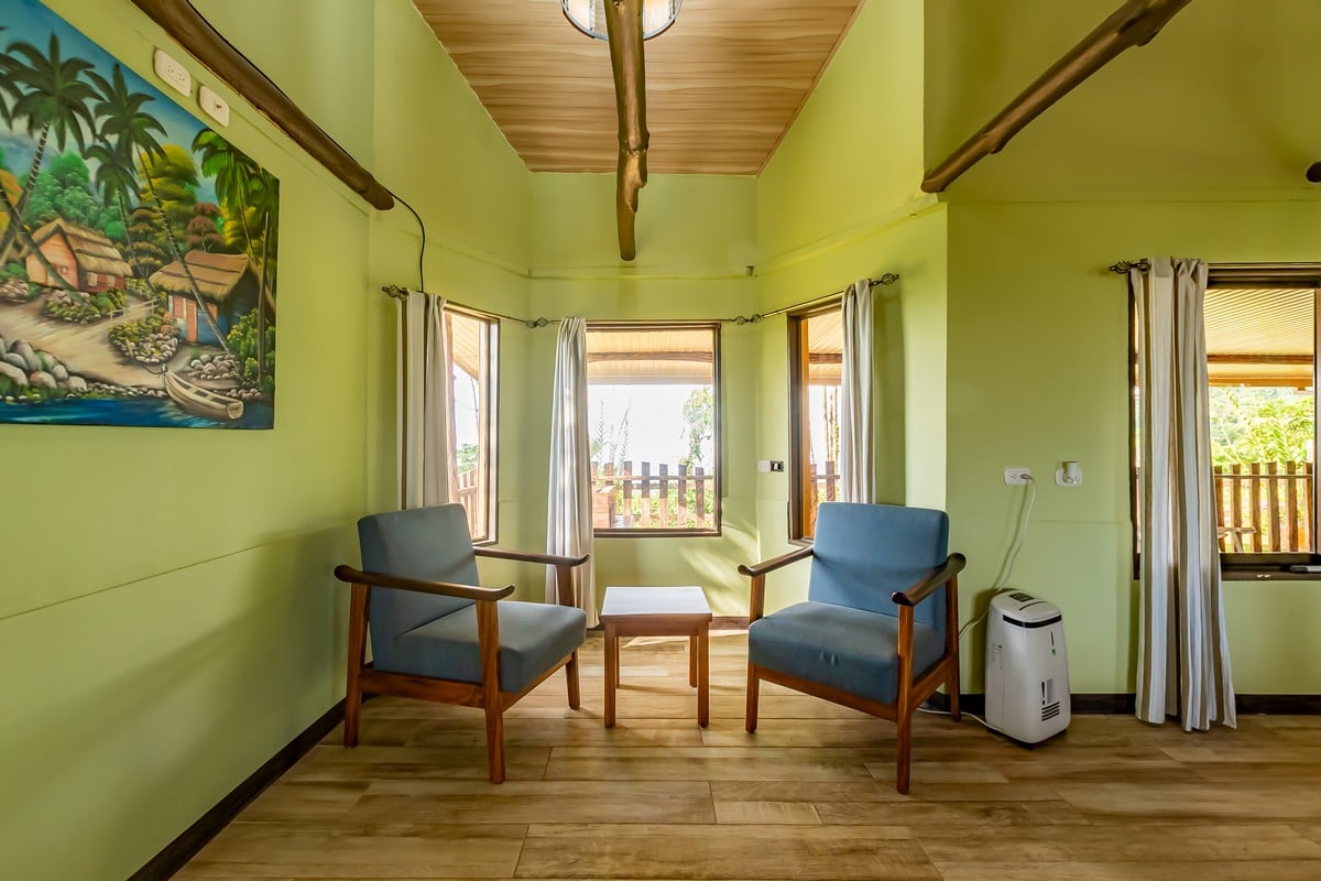 1.8 ACRES – 4 Bedroom Panoramic Ocean & Mountain View Paradise Home Tucked Away in Complete Privacy With Tropical Gardens & Fruit Trees!!!