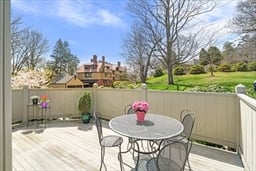 555 Boylston St, #555