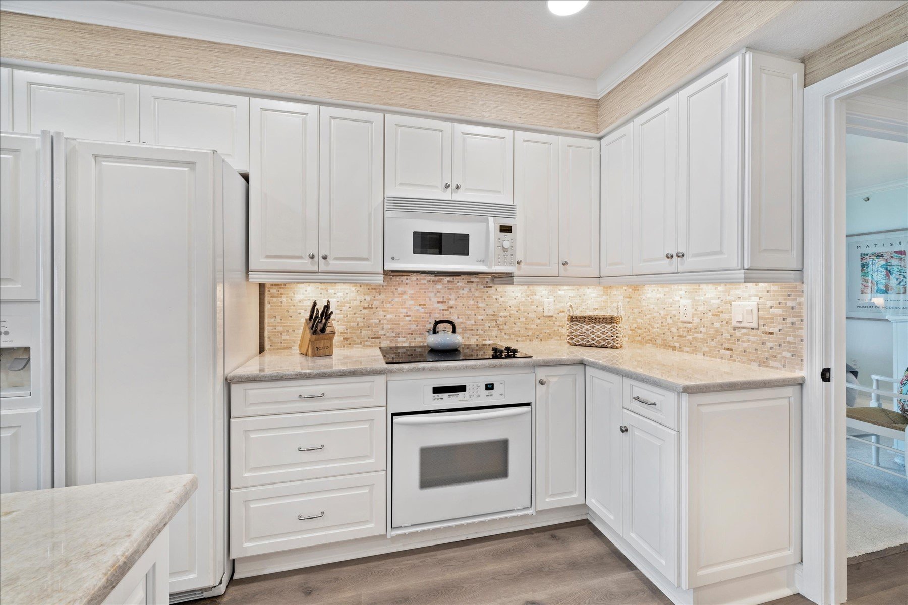 8820 S Sea Oaks Way 204