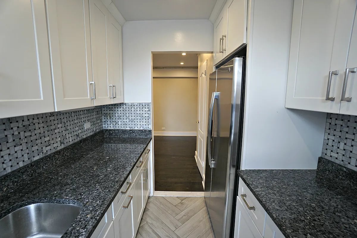 72-81 113th Street Unit: 5F