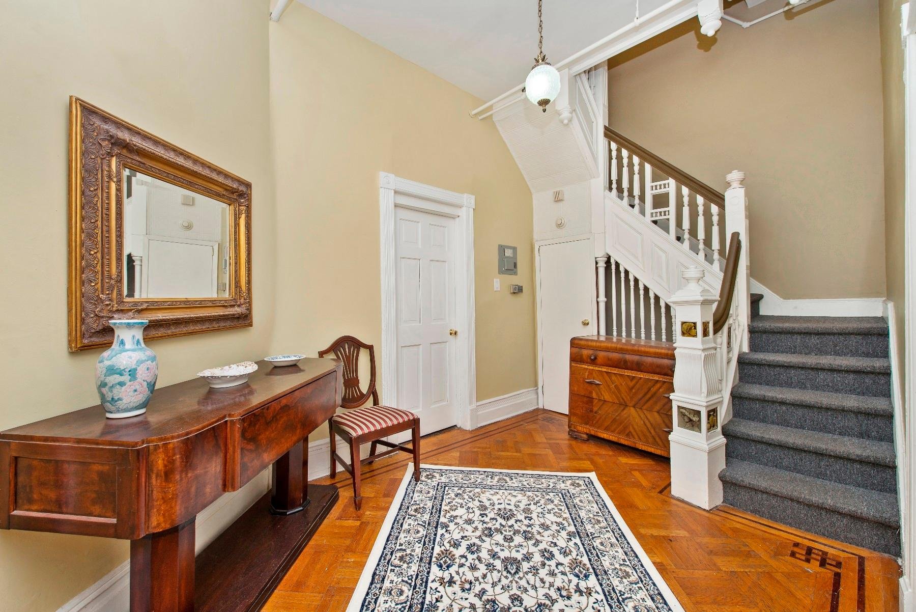 438 6th Street