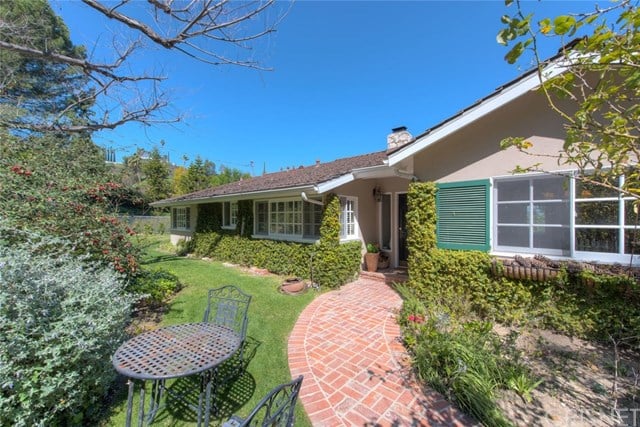 4451 Coronet Dr