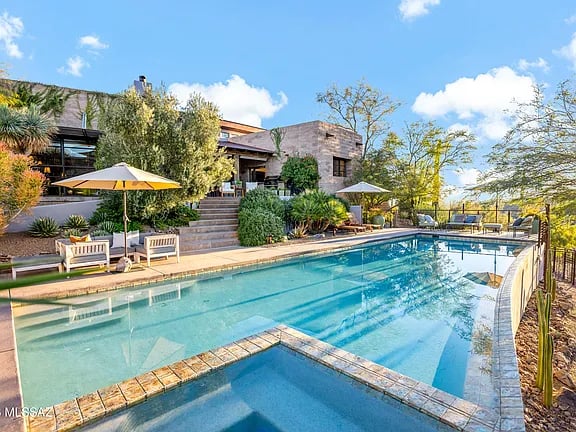 5500 W Chaos Canyon Lane
