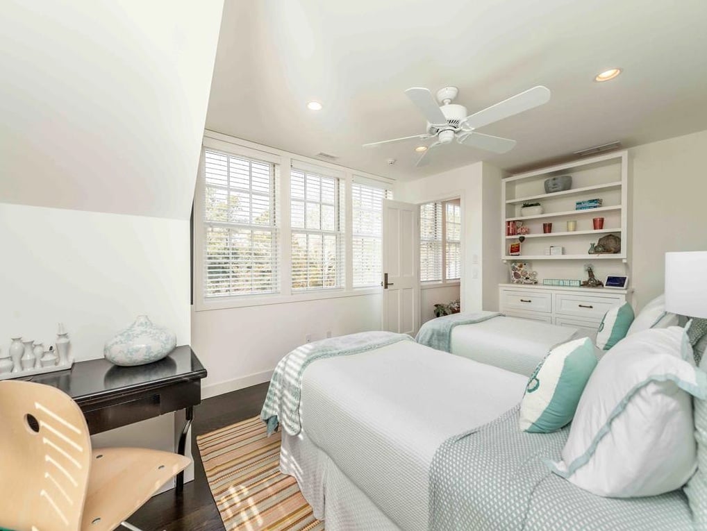 34 Field Club Dr