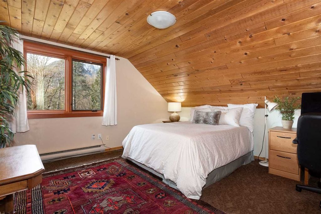 41379 Dryden Rd
