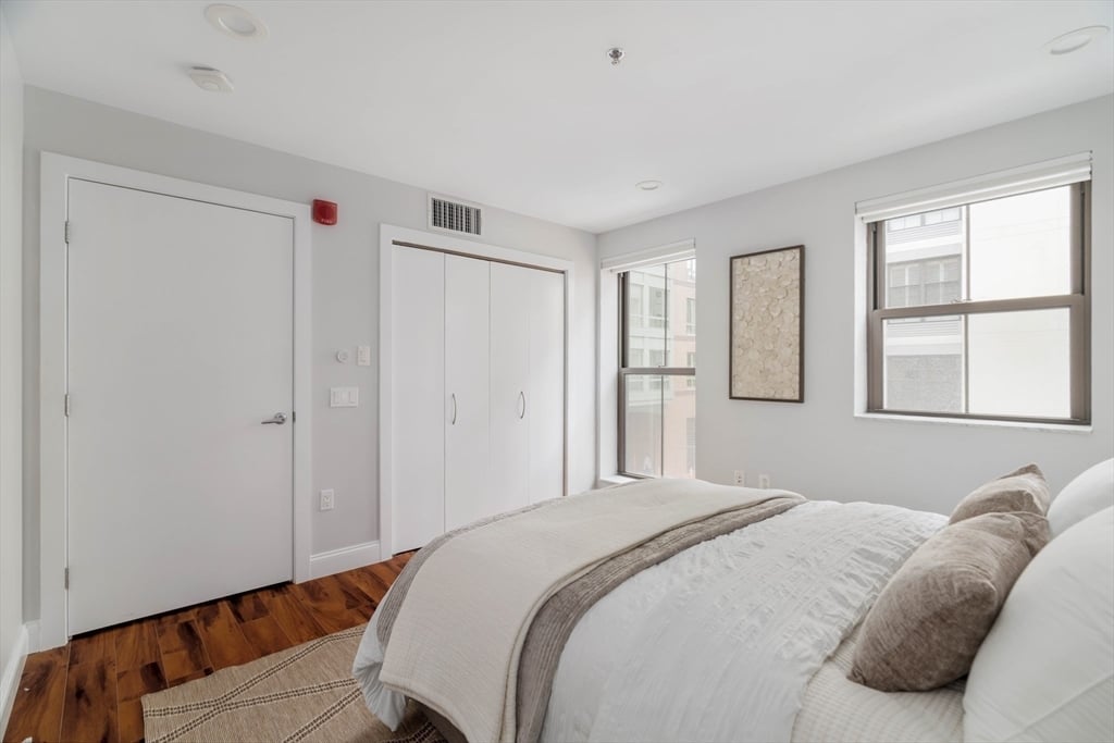 28 2nd St #28