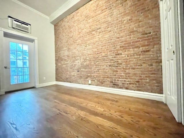  138 East 16th Street, #3B