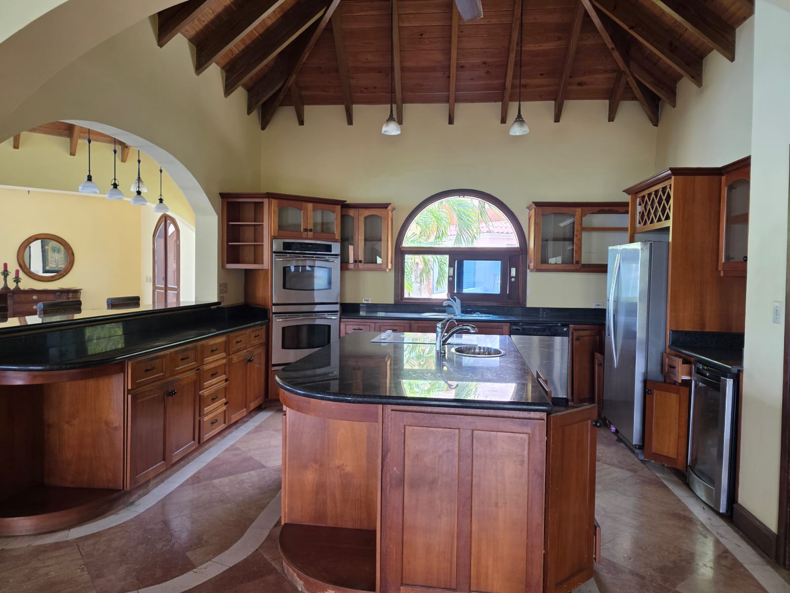1136 Little Bay 5 Bedroom Home