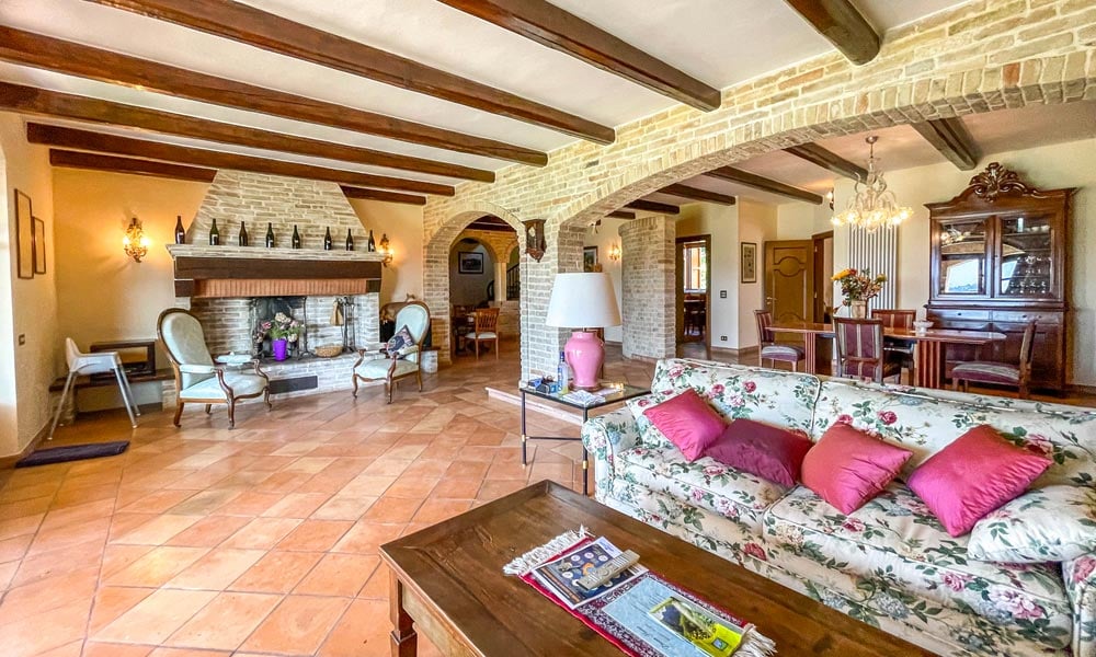 Authentic Villa with Panoramic Terrace and Pool 