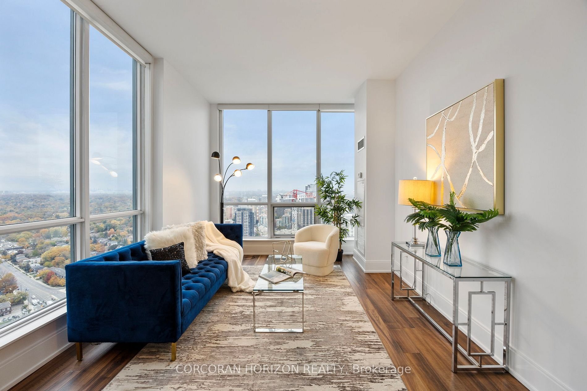 PRIME PENTHOUSE LIVING IS NOW EASY! 