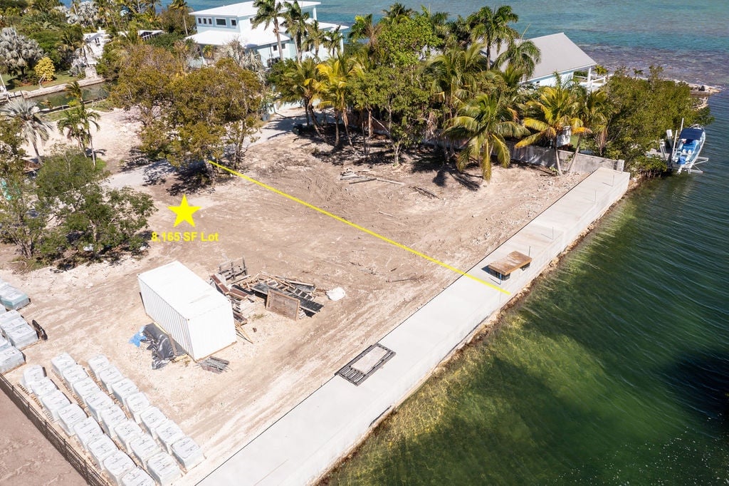 17220 Angelfish Lane