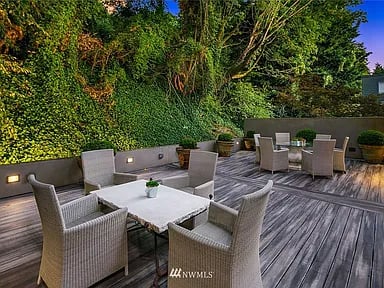 1118 Lakeview Blvd E APT 4