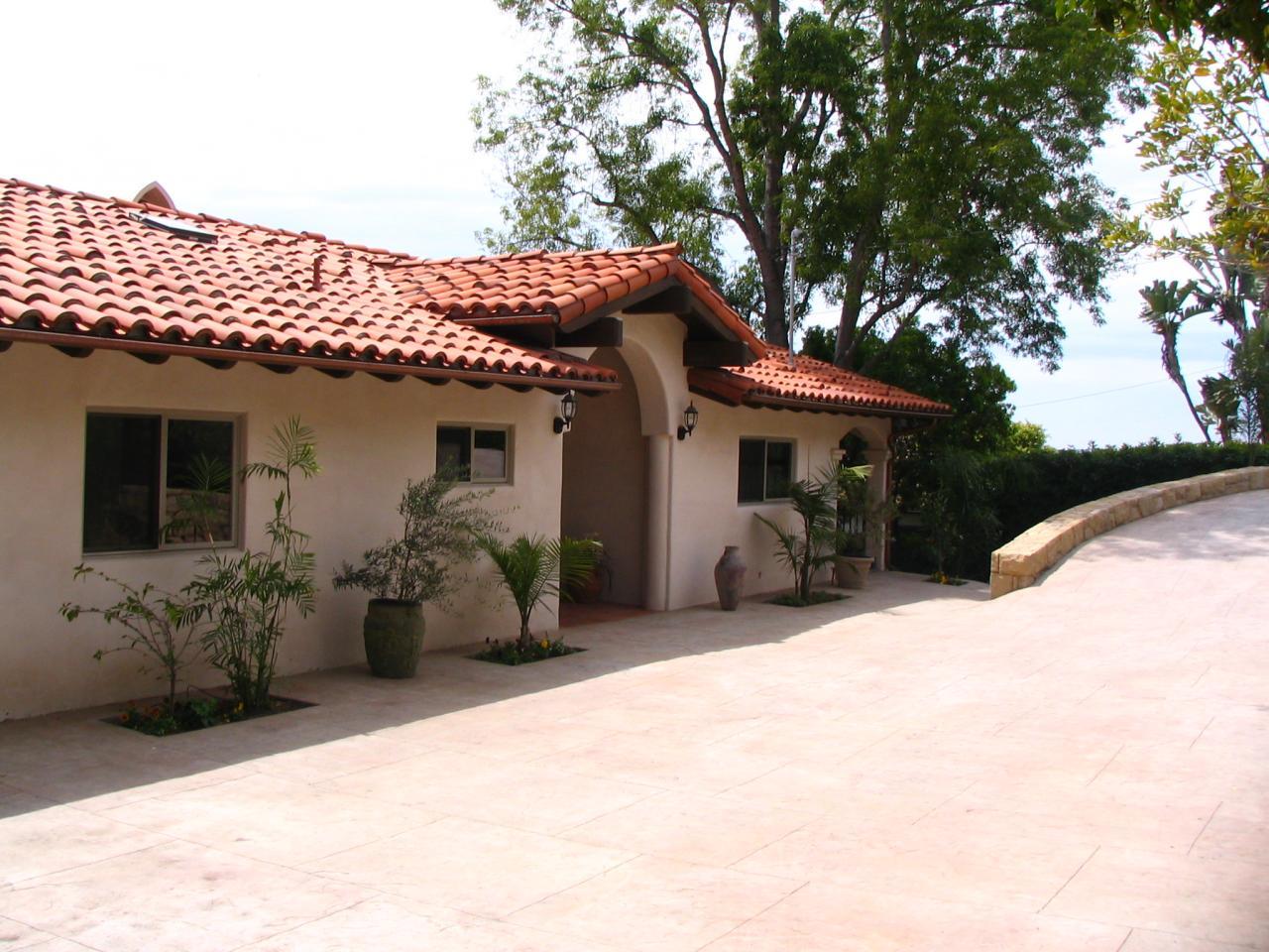 1140 Garcia Rd