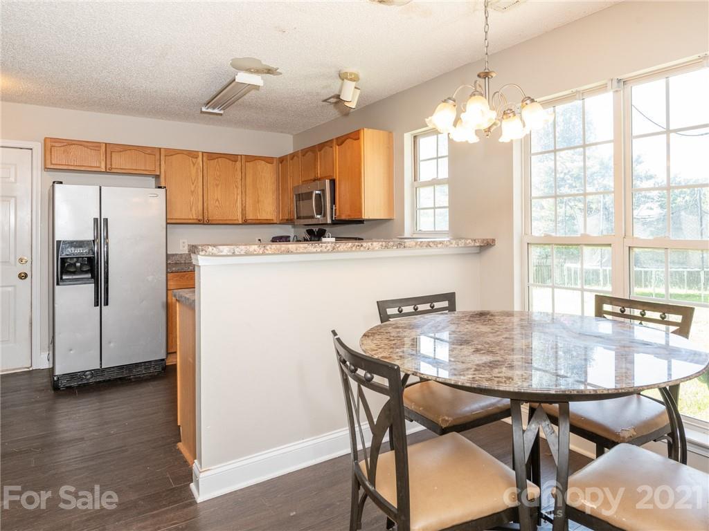 176 Sweet Martha Dr