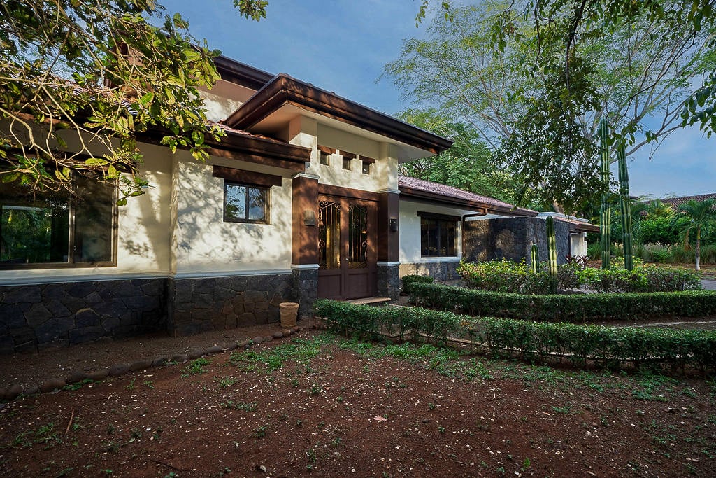 Casa Armonía | Spanish Colonial Estate in Hacienda Pinilla