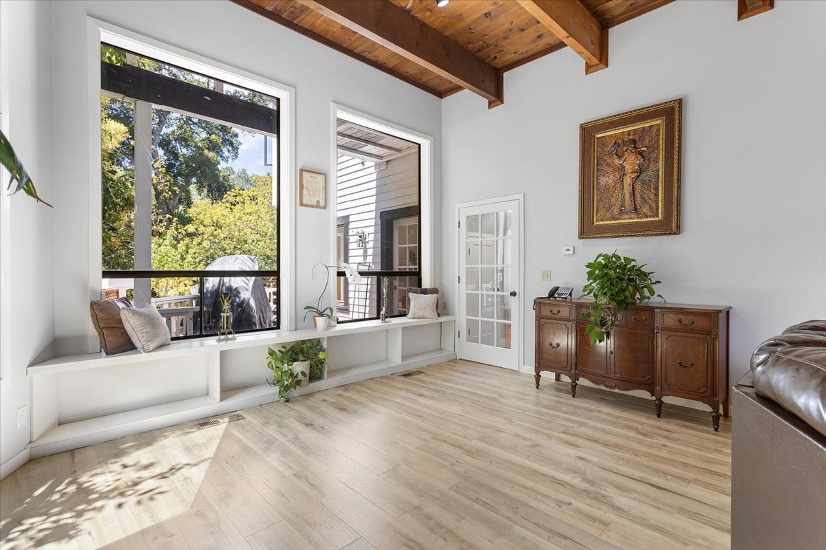 14275 Saratoga Avenue, Saratoga