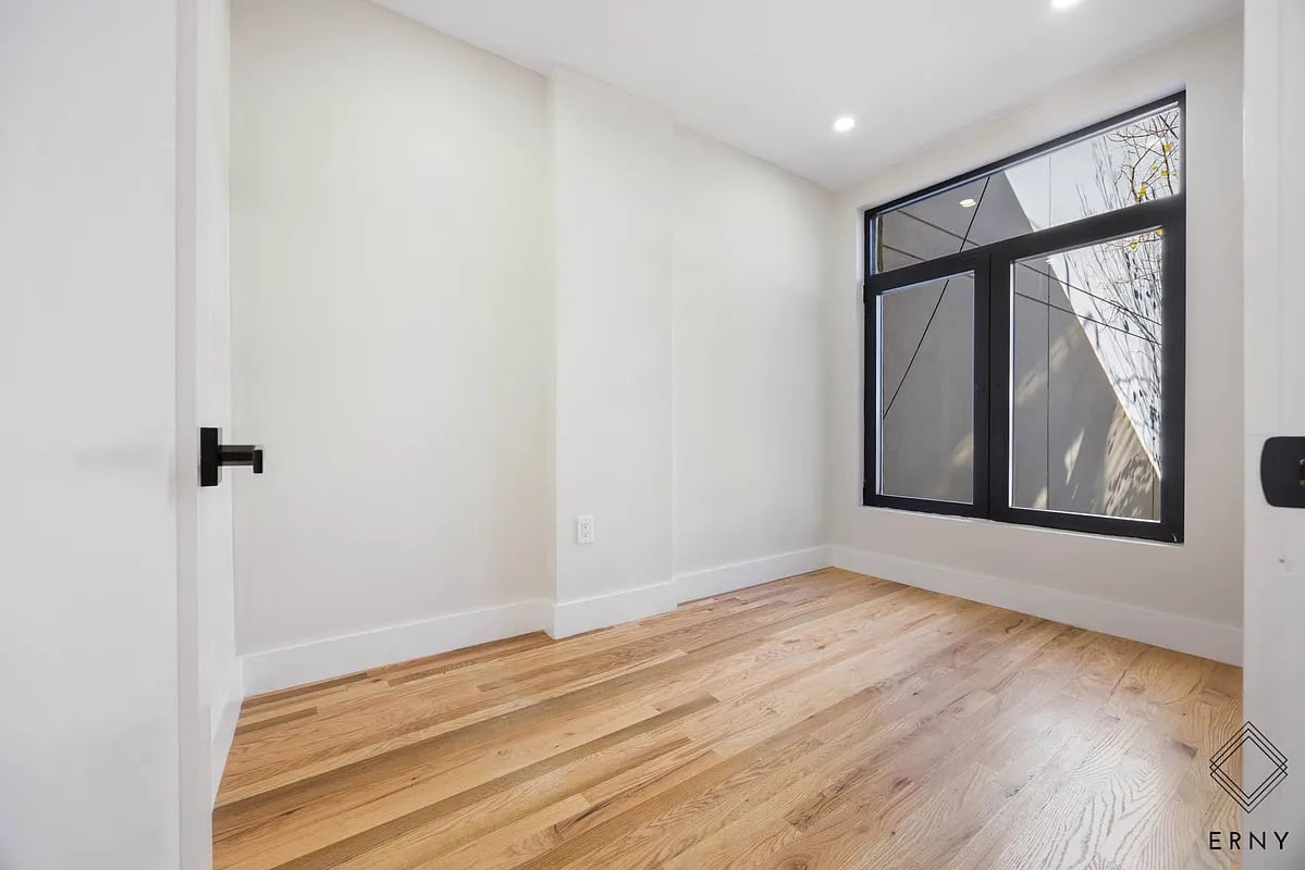 279 South Fifth Street #3A