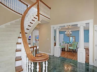 1 Masonridge Ct