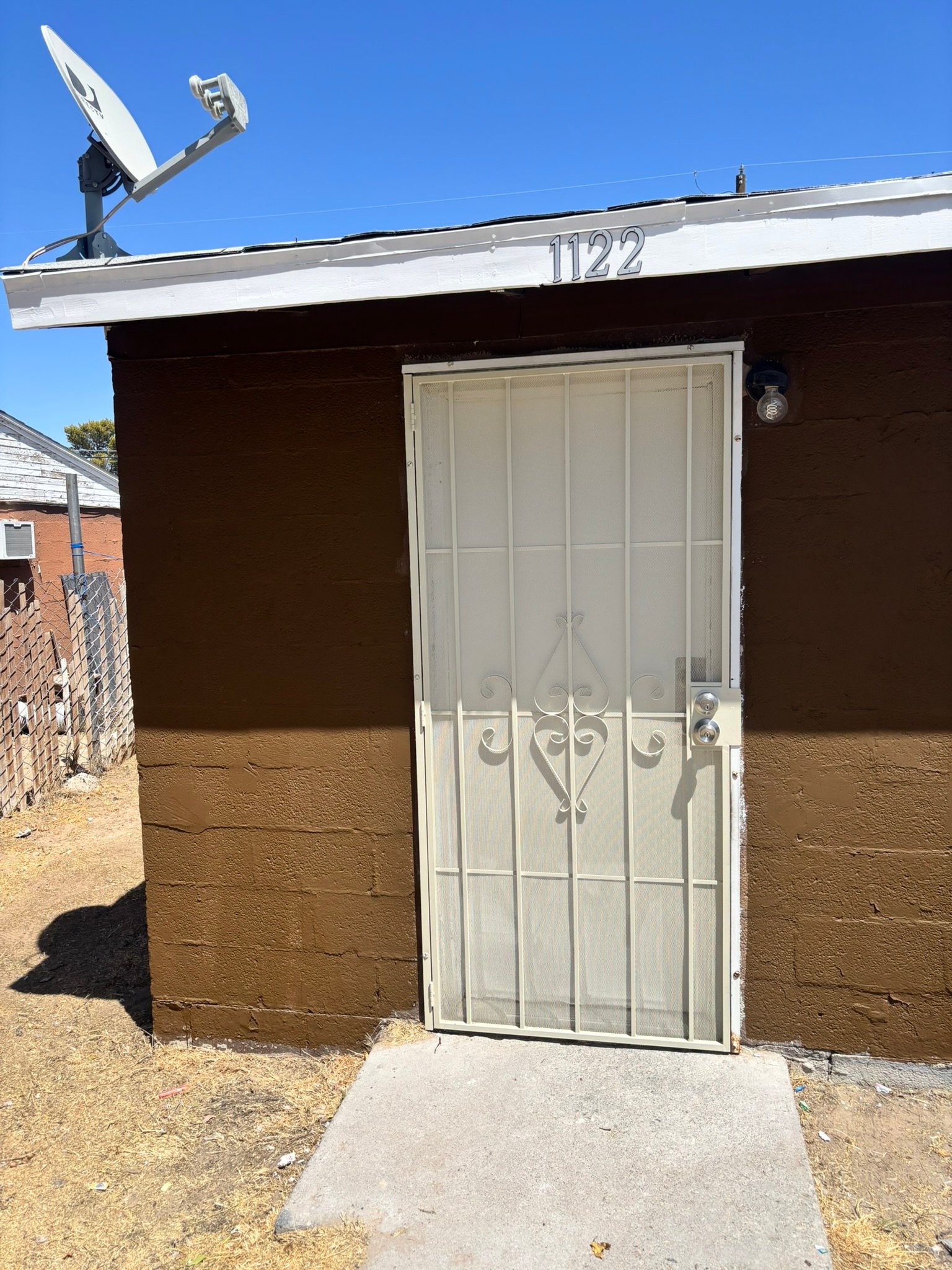 1122 Laurel Ave Las Vegas, NV 89104
