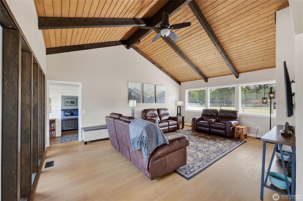 251 W Beeville Road