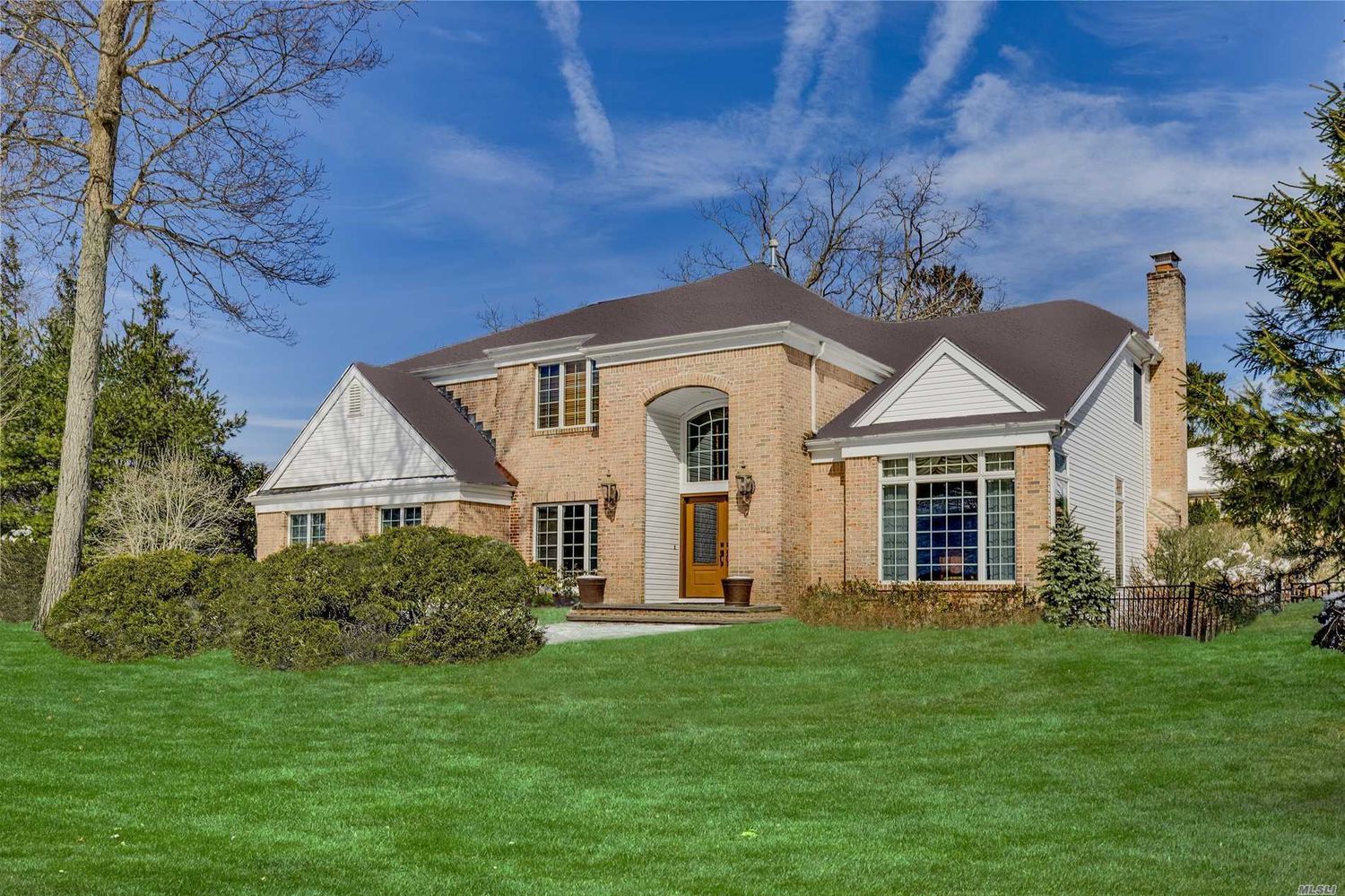 3 Saddle Brook Ct