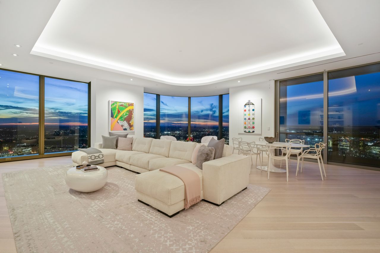 The Residences at The Four Seasons Dalton Steet