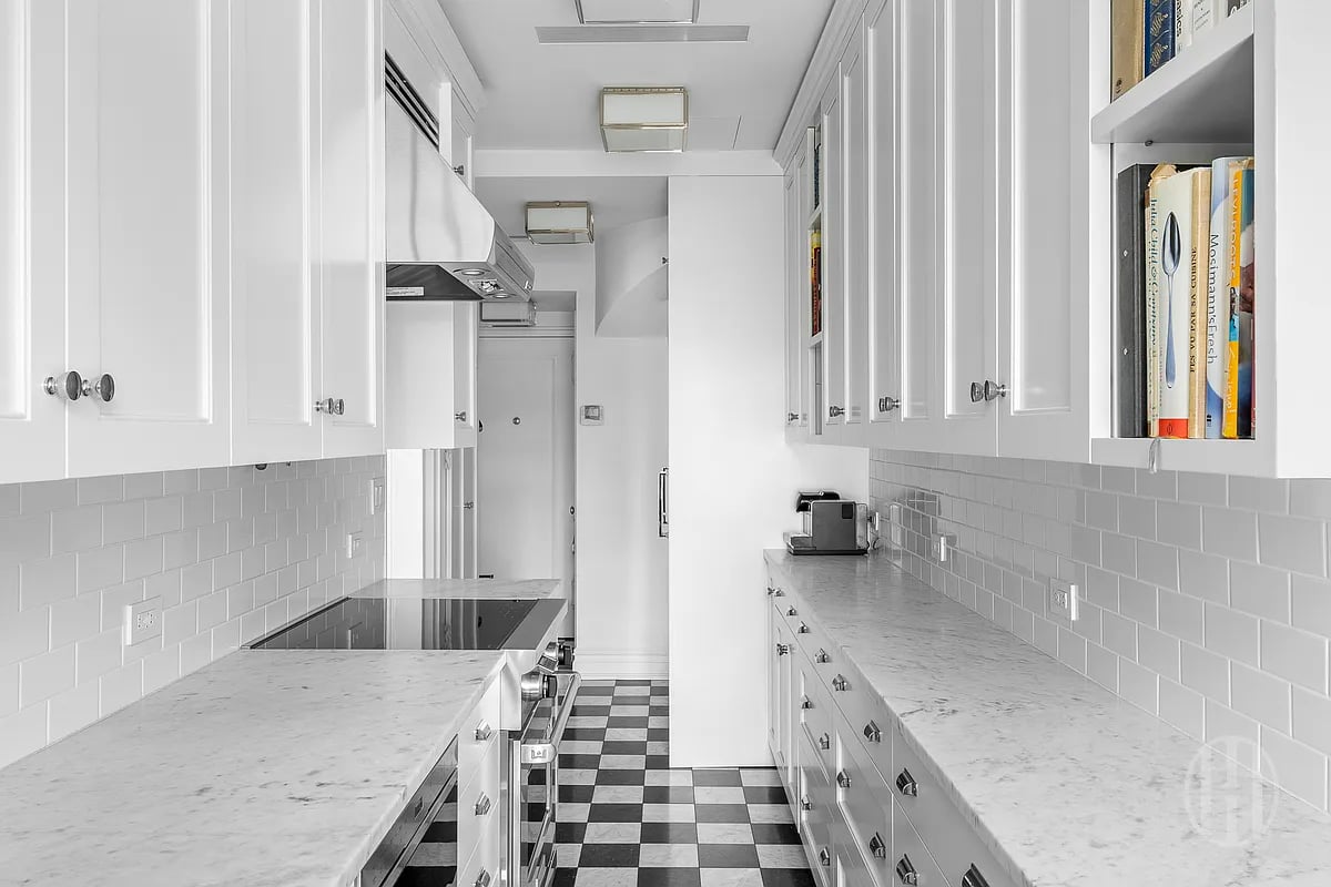 19 East 88th Street PHD
