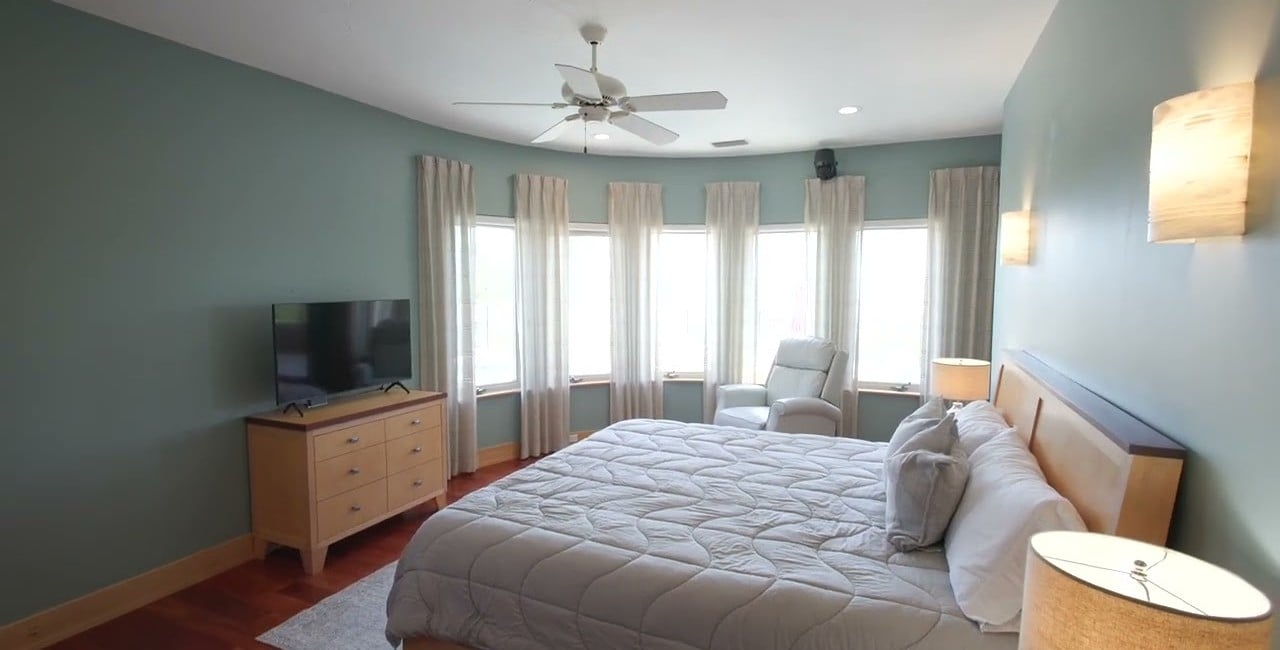 2336 Pine Island Court, Jacksonville FL, 2024