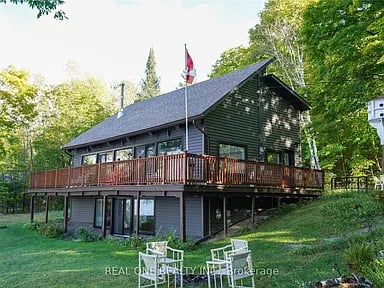 1 Muskoka Estates Rd
