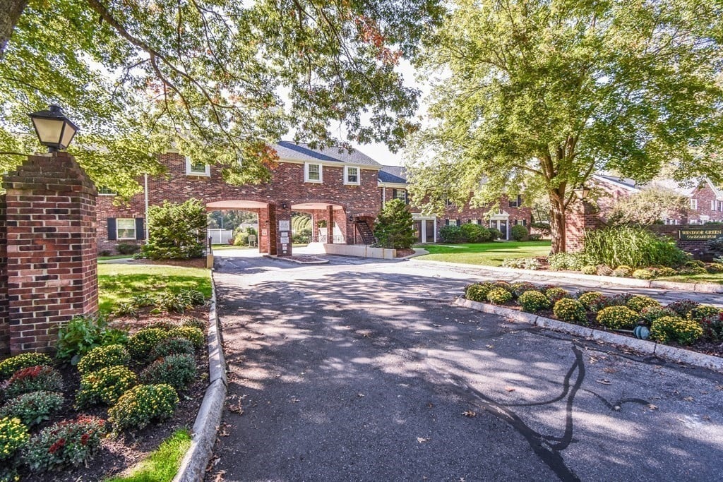 407 Windsor Dr, #407