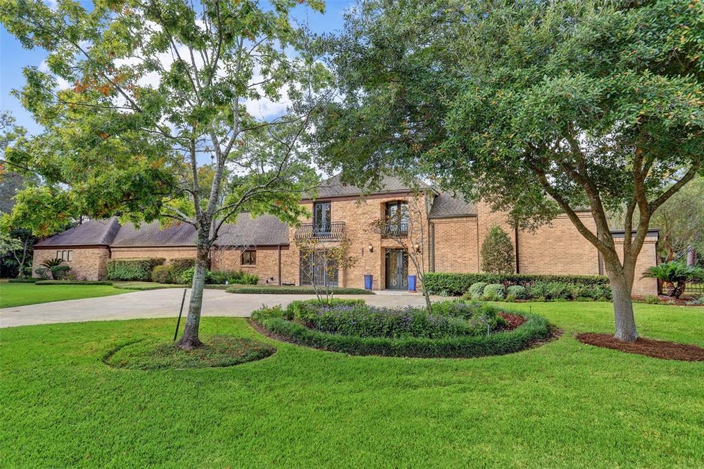 589 Magnolia Cir