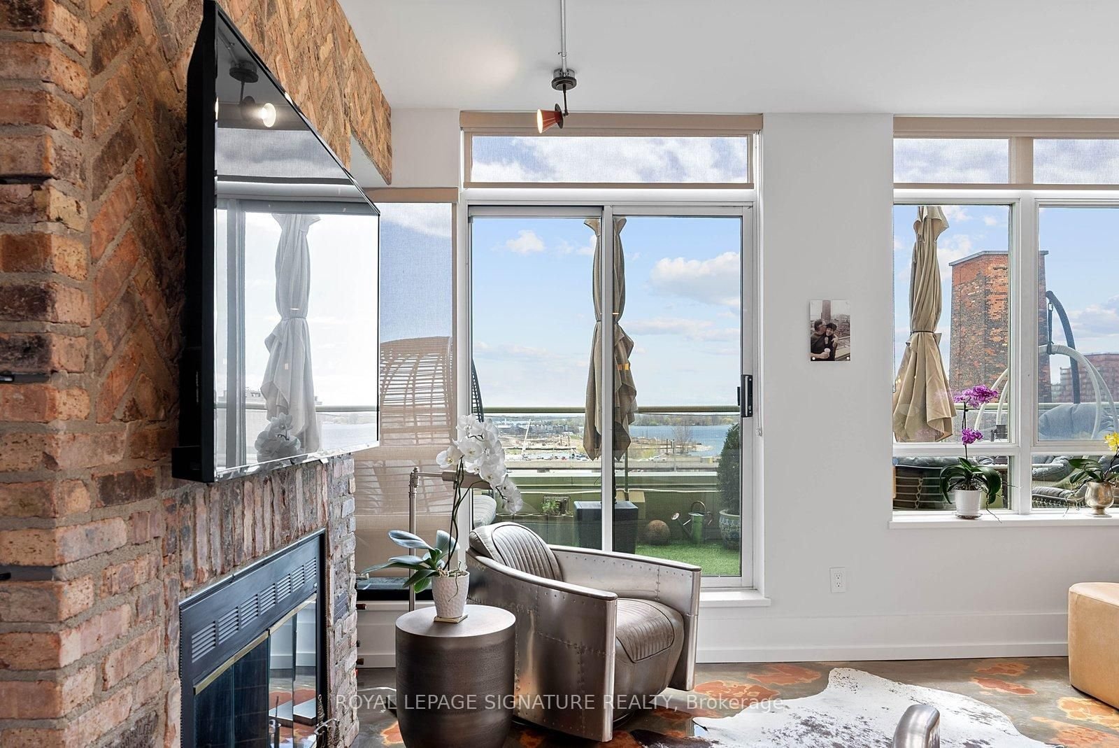 PENTHOUSE ON THE MILL