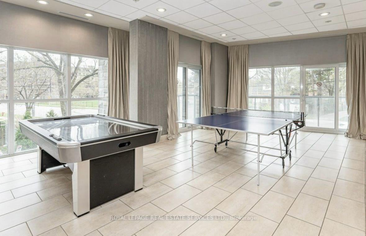 402-551 Maple Avenue, Burlington