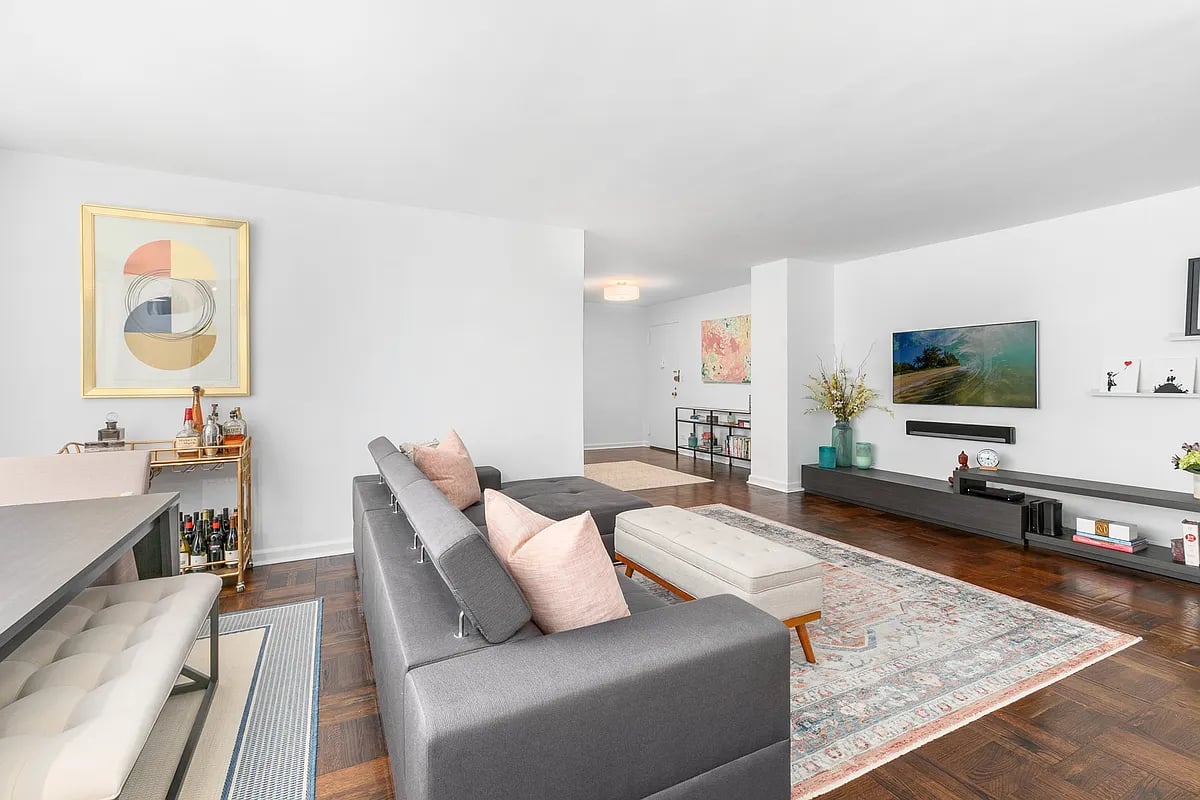 70 East 10th Street #15W