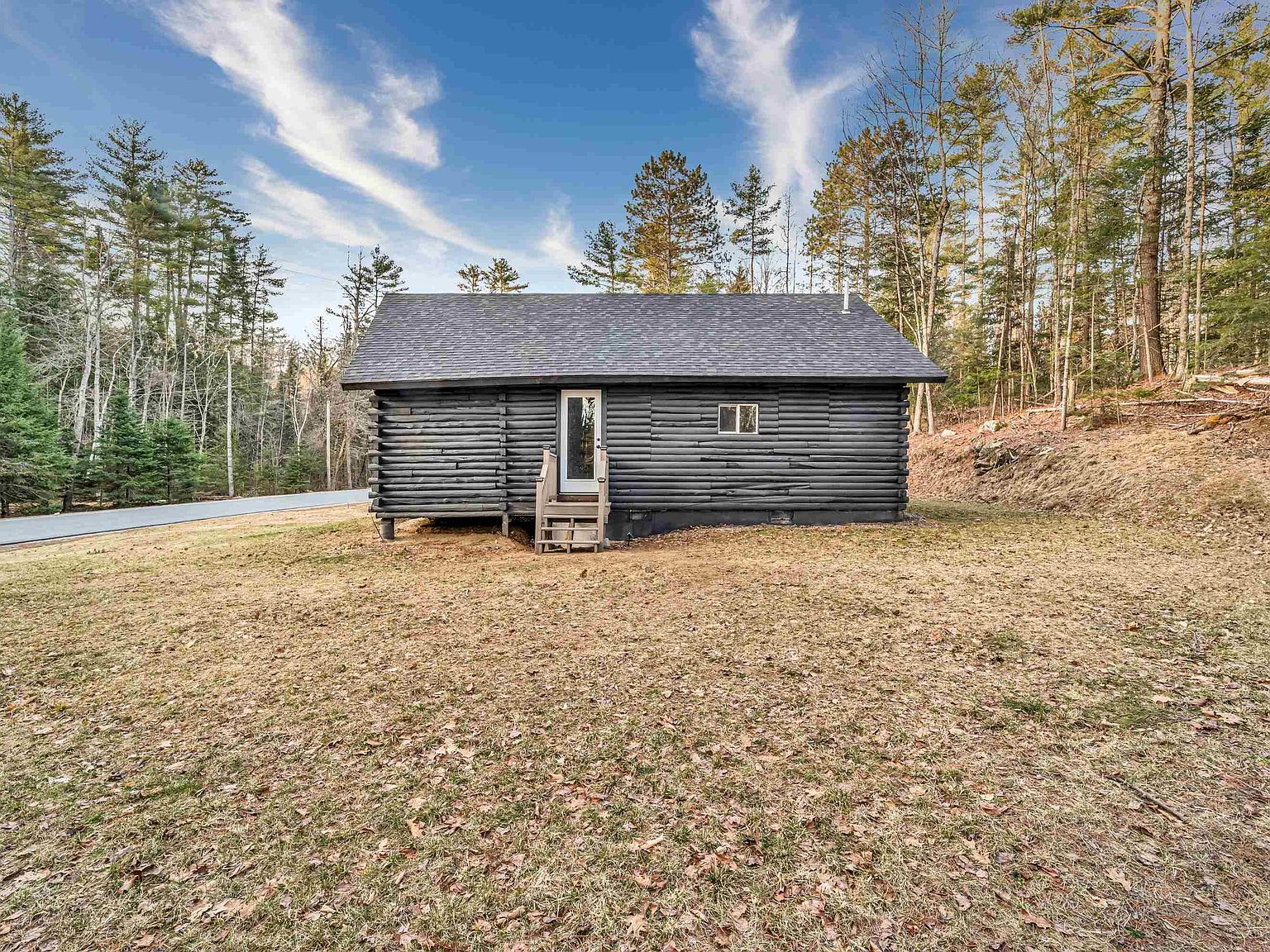 59 Pawtuckaway Dr